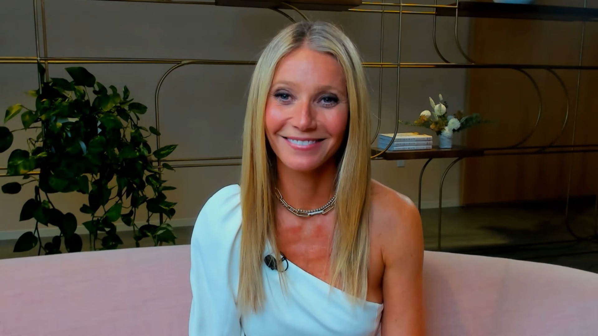 Watch Watch What Happens Live Highlight: Gwyneth Paltrow on Gifting Sex ...