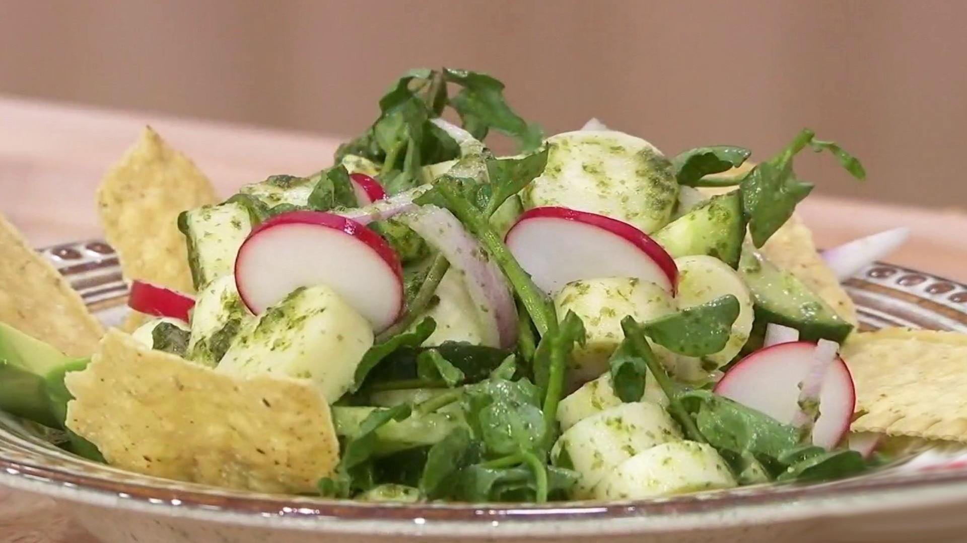 Watch Hoy Día Highlight: Así puedes hacer una deliciosa receta vegetariana  de aguachile con palmitos 