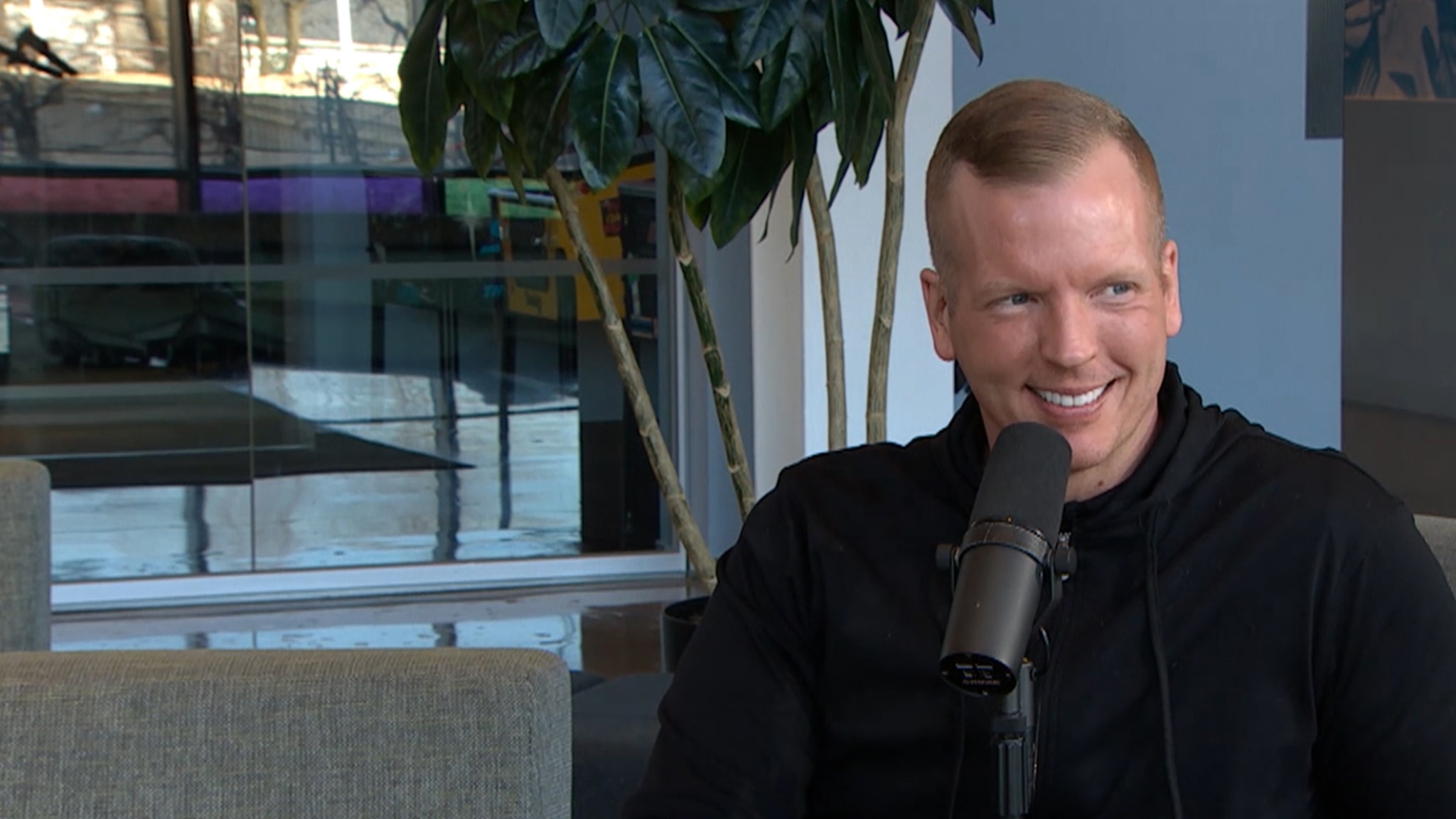 Watch Chris Simms Unbuttoned Clip: Simms' Draft Rankings: